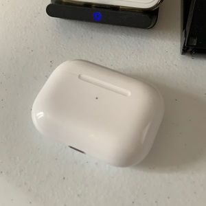 Used AirPods Pro